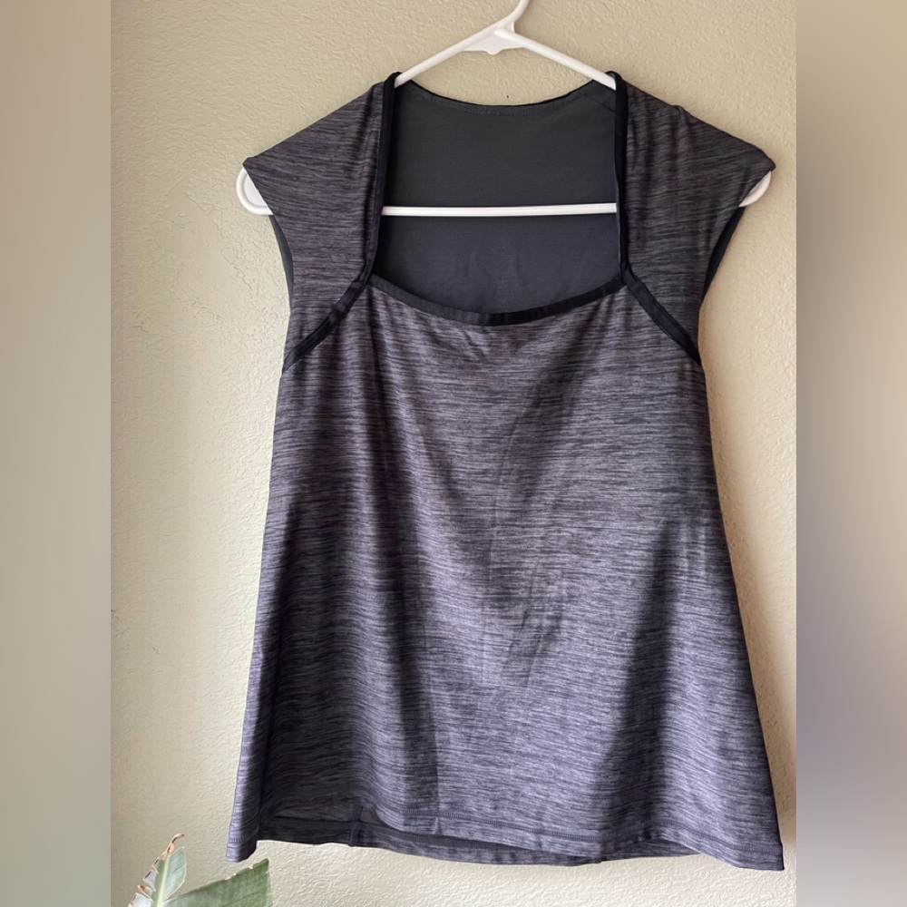 Lululemon | Medium Dry fit athletic workout top with built in shelf bra